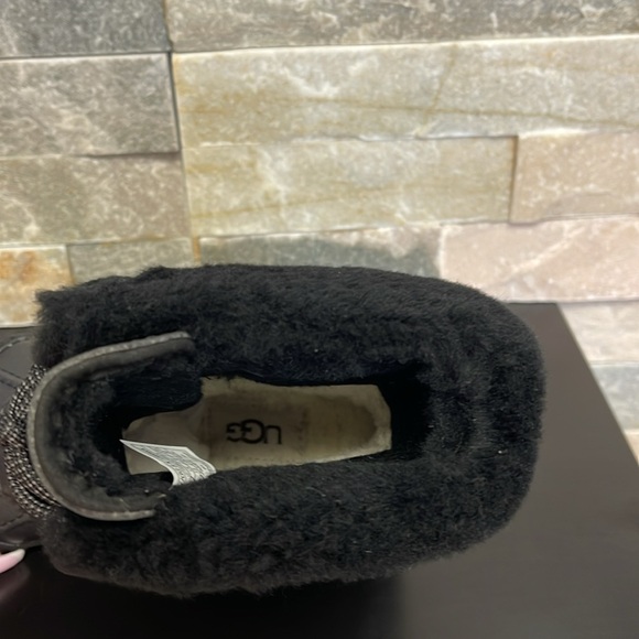 UGG Kids Butte II Cwr Snow Boot - Picture 8 of 10